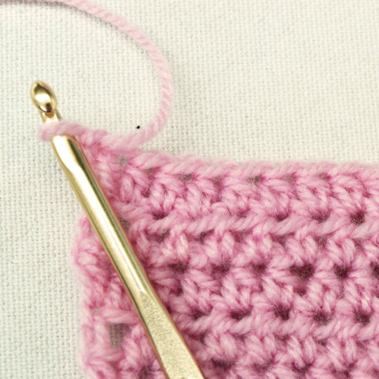 tutorial reverse single crochet (rsc) La Visch Designs