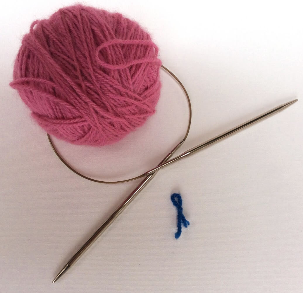 tutorial knitting in the round travelling loop method La Visch Designs