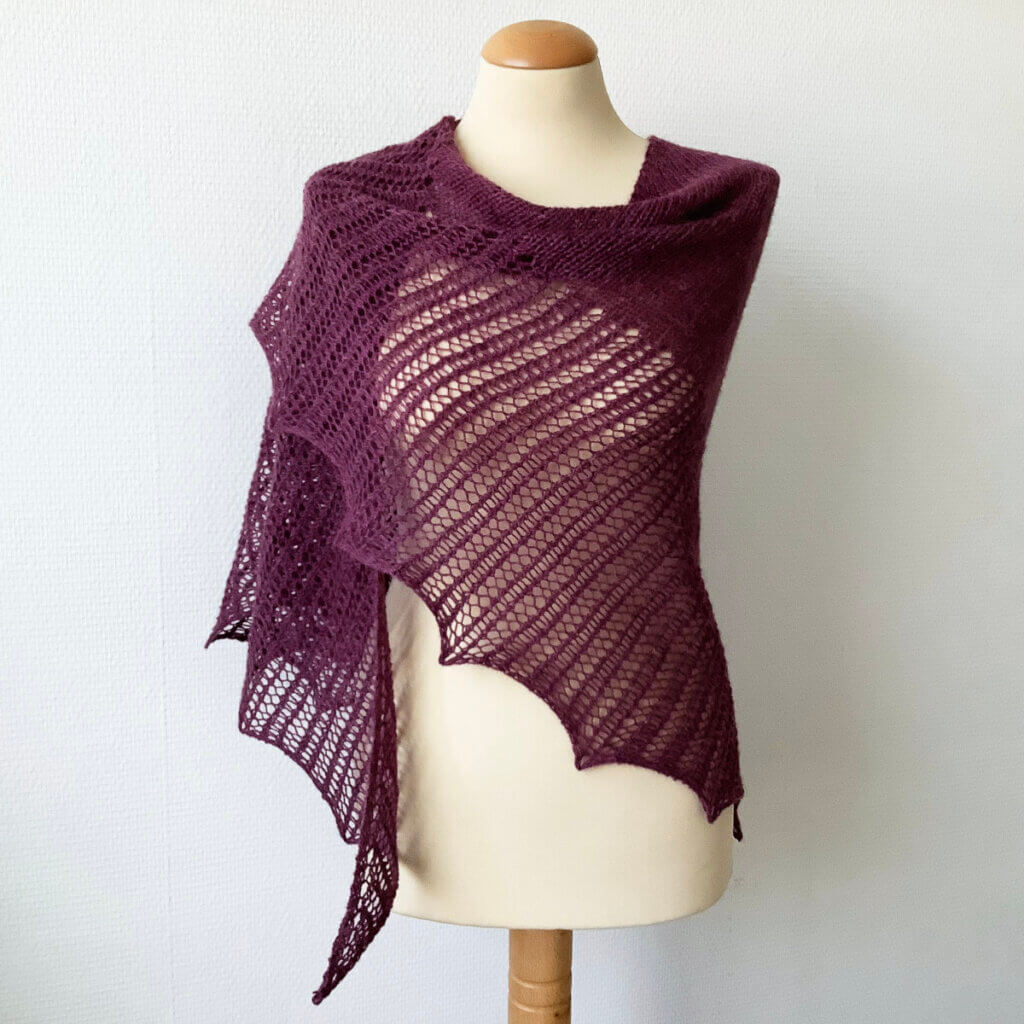 Camelia shawl by La Visch Designs